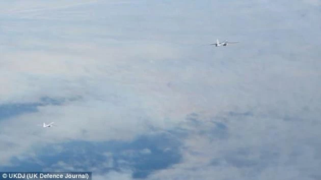 Τετ α τετ ρωσικών και βρετανικών αεροσκαφών – Ποιος επικράτησε;